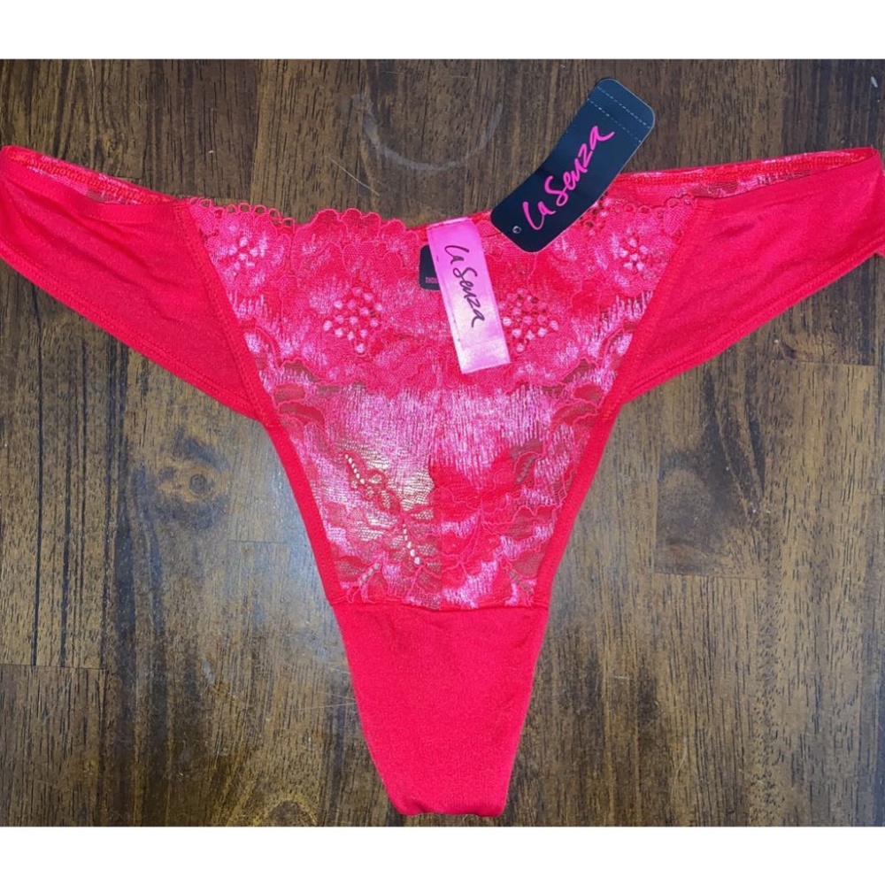 LA SENZA HIGH RISE THONG PANTY